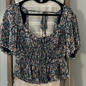 Astr Navy Floral Puff Sleeve Blouse